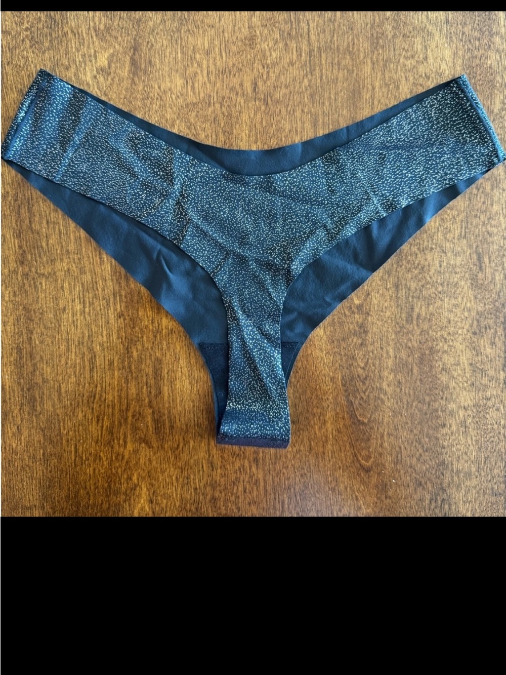 Skims Naked Shine Dipped Thong  Onyx Small - Picture 4 of 4